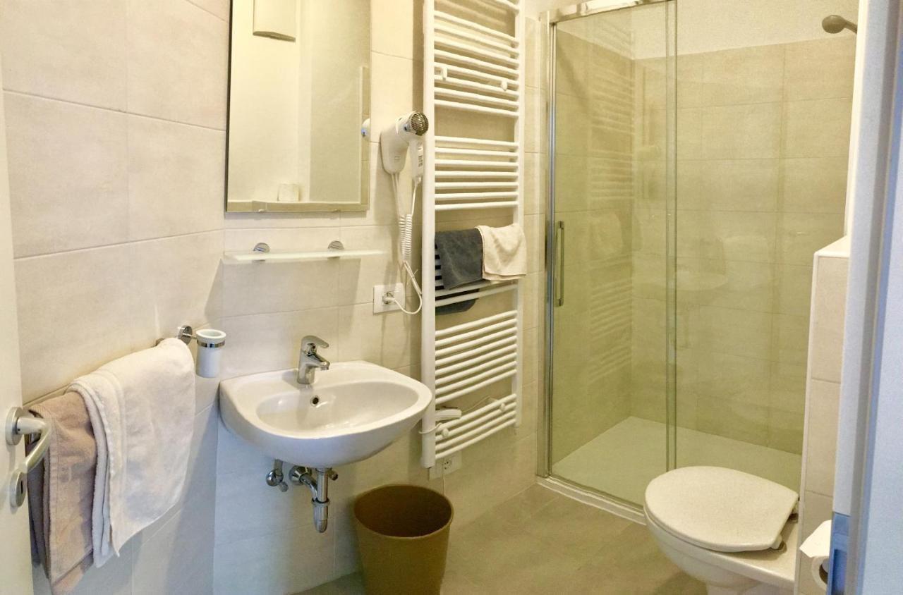 Garni Guflhof Bed & Breakfast Caldaro Luaran gambar