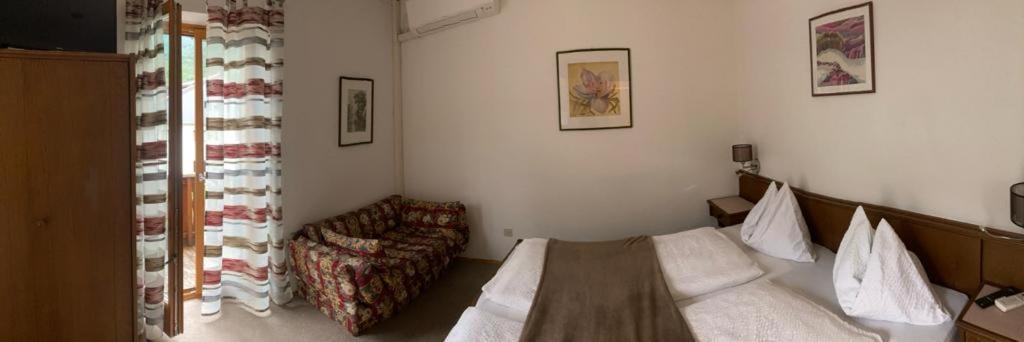 Garni Guflhof Bed & Breakfast Caldaro Luaran gambar